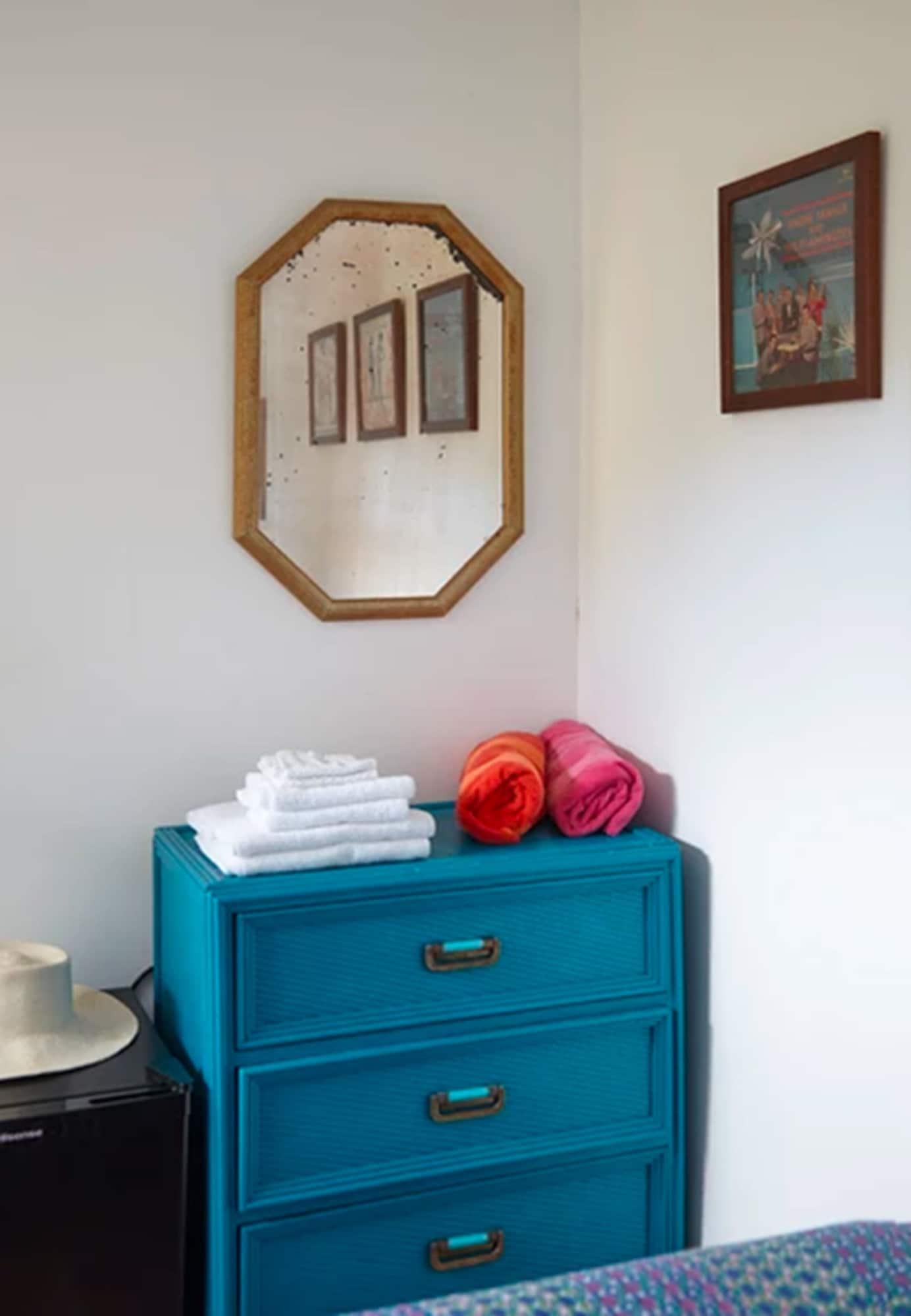 Olga'S Fancy Hotel Frenchtown Bagian luar foto